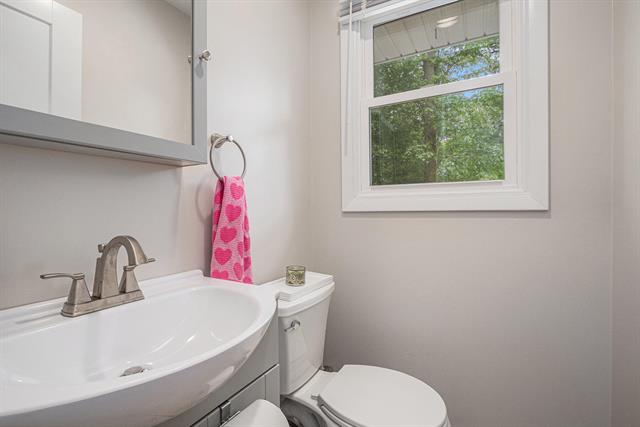 Builiding view eleven for 920 Cheboygan, Muskegon, MI. 49445