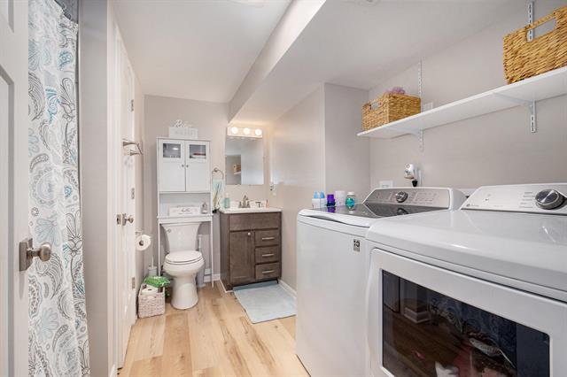 Builiding view twenty six for 920 Cheboygan, Muskegon, MI. 49445