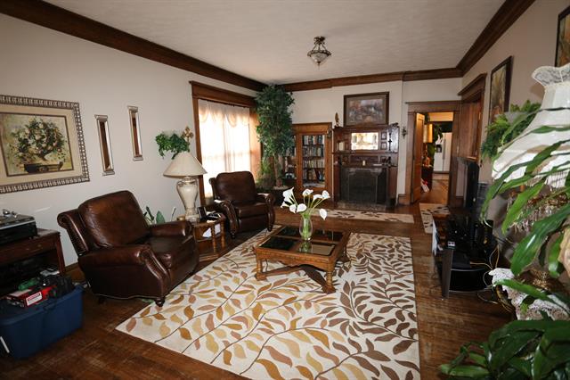 Builiding view four for 427 James, Grand Rapids, MI. 49503