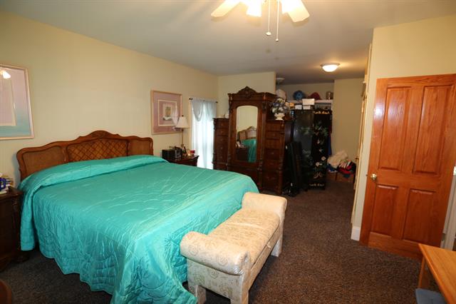 Builiding view nine for 427 James, Grand Rapids, MI. 49503