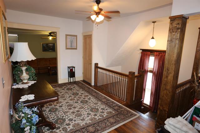 Builiding view twenty five for 427 James, Grand Rapids, MI. 49503