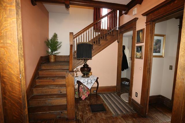 Builiding view twenty four for 427 James, Grand Rapids, MI. 49503