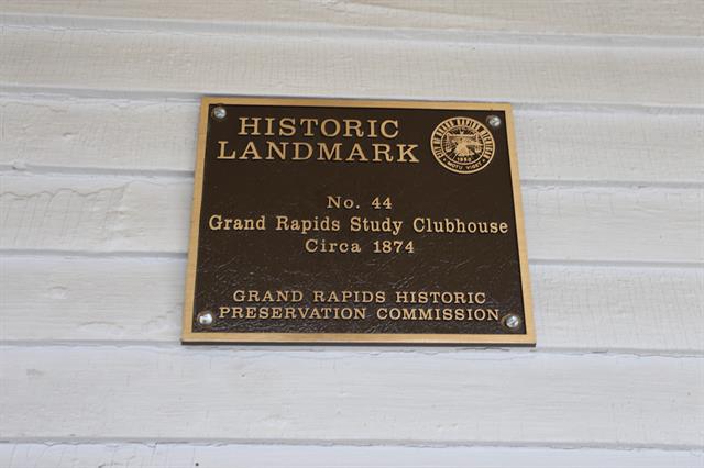Builiding view two for 427 James, Grand Rapids, MI. 49503