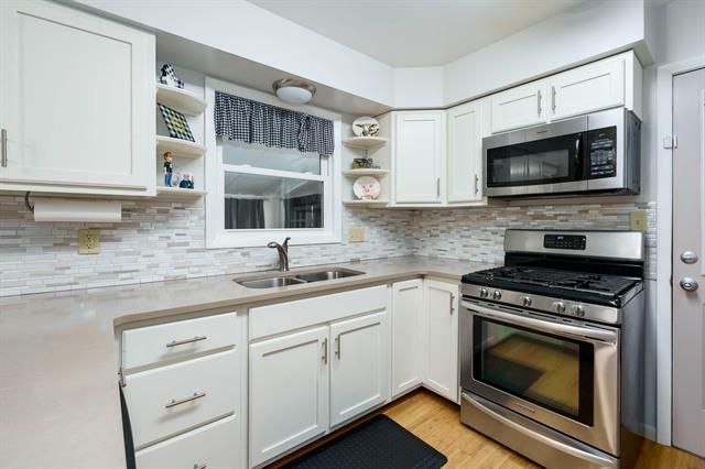 Builiding view ten for 767 Cambridge, Battle Creek, MI. 49015