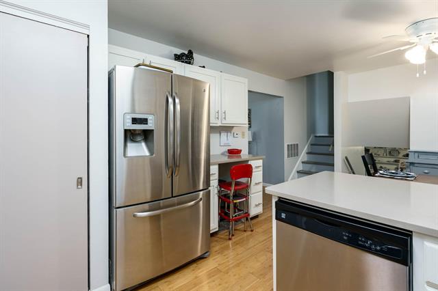 Builiding view twelve for 767 Cambridge, Battle Creek, MI. 49015