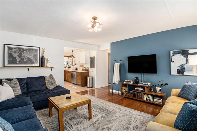 Builiding view three for 8 Poplar, Three Oaks, MI. 49128