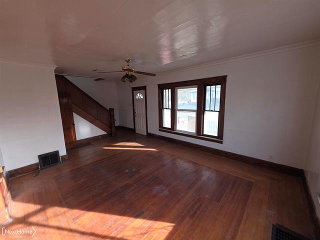 Builiding view one for 2217 Francis Ave, Flint, MI. 48505