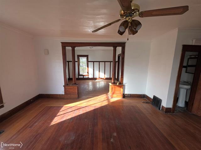 Builiding view three for 2217 Francis Ave, Flint, MI. 48505