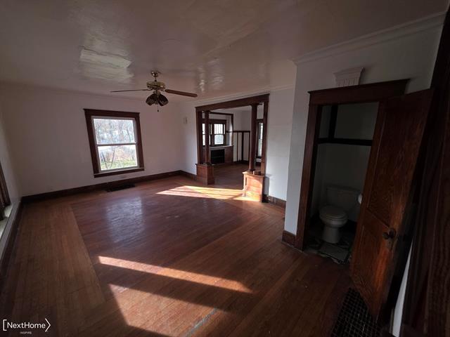 Builiding view two for 2217 Francis Ave, Flint, MI. 48505