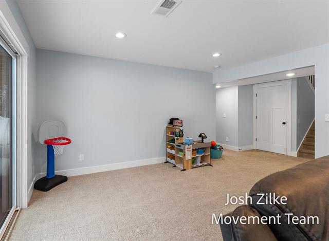 Builiding view forty two for 6027 Vesper Drive, Muskegon, MI. 49442