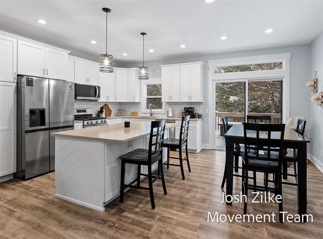 Builiding view fourteen for 6027 Vesper Drive, Muskegon, MI. 49442