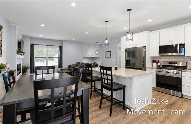 Builiding view sixteen for 6027 Vesper Drive, Muskegon, MI. 49442