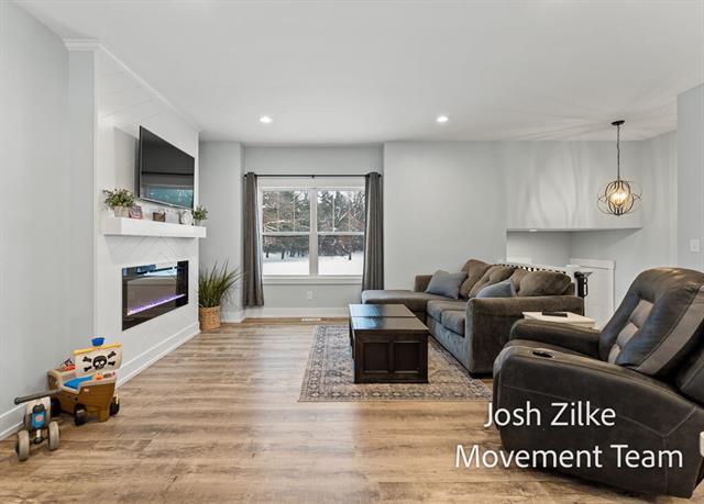 Builiding view ten for 6027 Vesper Drive, Muskegon, MI. 49442