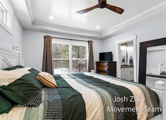 Builiding view thirty one for 6027 Vesper Drive, Muskegon, MI. 49442