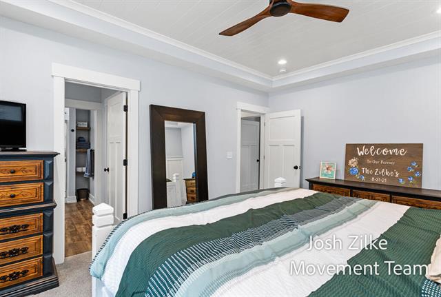 Builiding view thirty two for 6027 Vesper Drive, Muskegon, MI. 49442