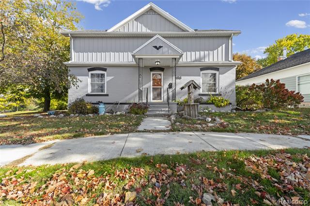 front view for 166 N Court Street, Lapeer, Mi. 48446