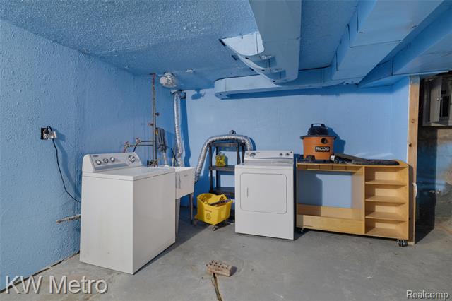 Builiding view seventeen for 3510 Oakman, Detroit, MI. 48204