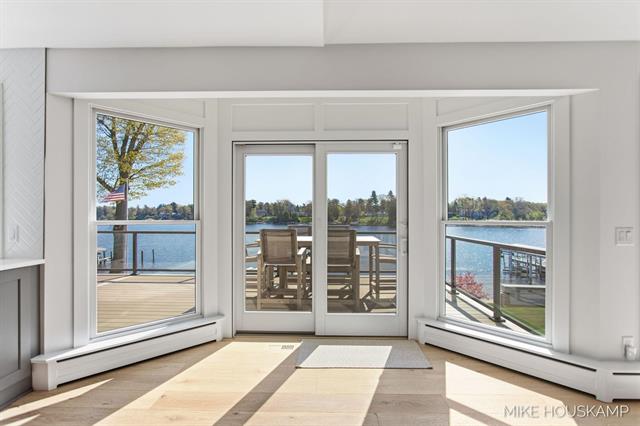 Builiding view one hundred eighteen for 15945 Orchard Point, Spring Lake, MI. 49456