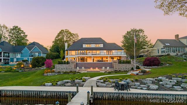Builiding view one hundred forty five for 15945 Orchard Point, Spring Lake, MI. 49456