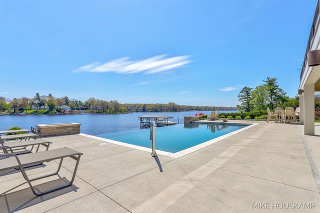 Builiding view seventy six for 15945 Orchard Point, Spring Lake, MI. 49456