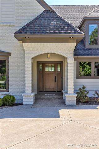 Builiding view sixty nine for 15945 Orchard Point, Spring Lake, MI. 49456