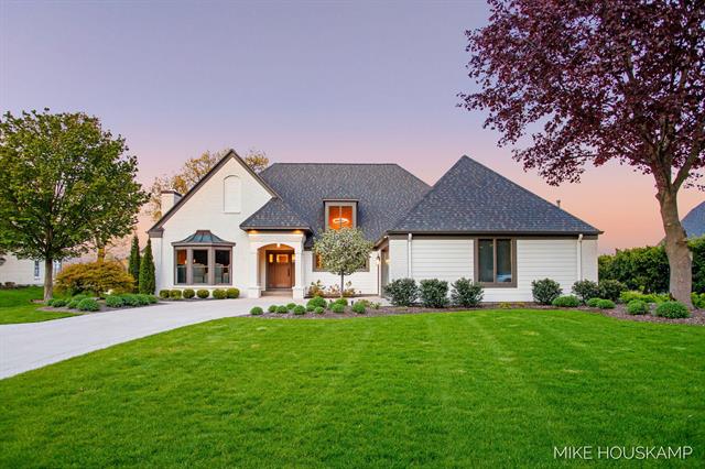 Builiding view sixty seven for 15945 Orchard Point, Spring Lake, MI. 49456