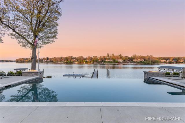 Builiding view twenty seven for 15945 Orchard Point, Spring Lake, MI. 49456