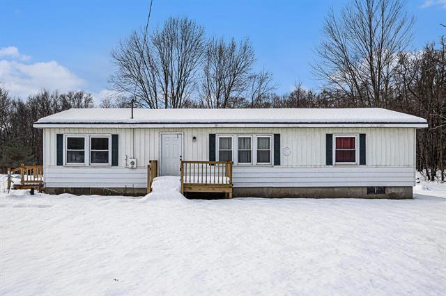 Builiding view three for 348 39Th, Allegan, MI. 49010