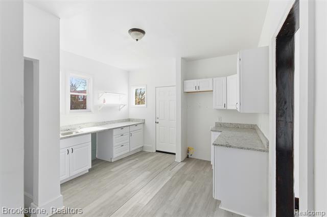 Builiding view eight for 330 Westminster, Detroit, MI. 48202