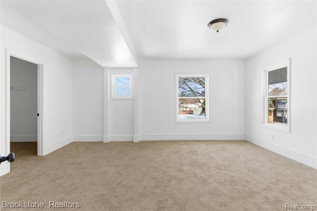 Builiding view ten for 330 Westminster, Detroit, MI. 48202