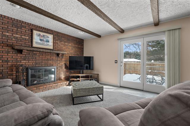 Builiding view eleven for 201 Mandalay, Kalamazoo, MI. 49009