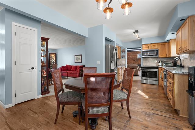 Builiding view six for 201 Mandalay, Kalamazoo, MI. 49009