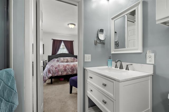 Builiding view thirteen for 201 Mandalay, Kalamazoo, MI. 49009