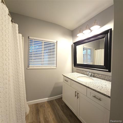 Builiding view twenty two for 5080 Chilson, Howell, MI. 48843