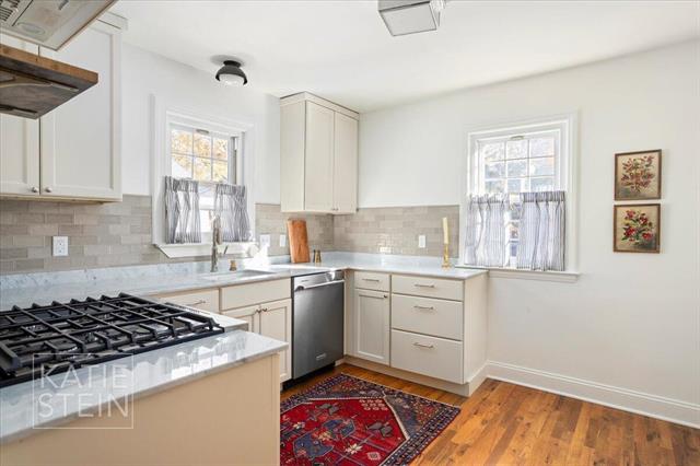 Builiding view fifteen for 2635 Elmwood, Grand Rapids, MI. 49506