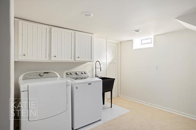 Builiding view forty nine for 2635 Elmwood, Grand Rapids, MI. 49506