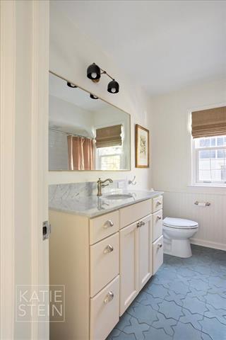 Builiding view forty two for 2635 Elmwood, Grand Rapids, MI. 49506