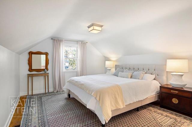 Builiding view thirty six for 2635 Elmwood, Grand Rapids, MI. 49506