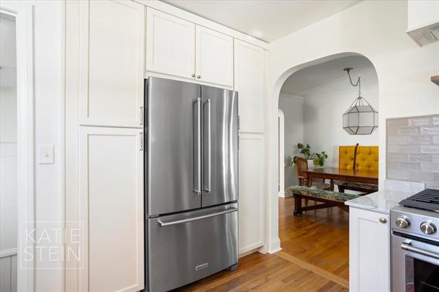 Builiding view twenty one for 2635 Elmwood, Grand Rapids, MI. 49506