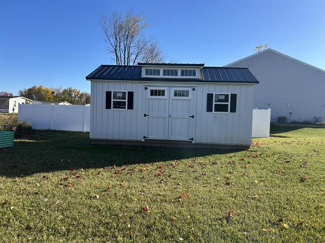 Builiding view thirty for 62 Thompson, Coldwater, MI. 49036