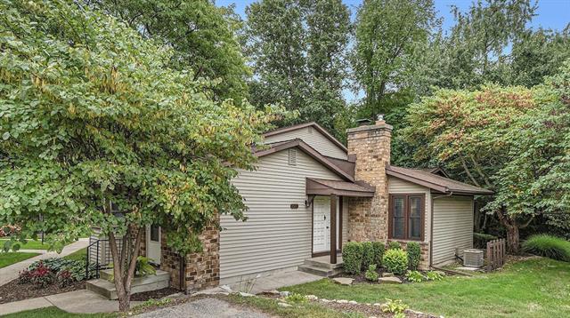 front view for 2570 Knightsbridge Road Se, Grand Rapids, Mi. 49546