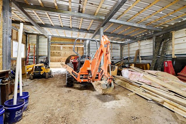 Builiding view forty for 11475 Gorsline, Battle Creek, MI. 49014