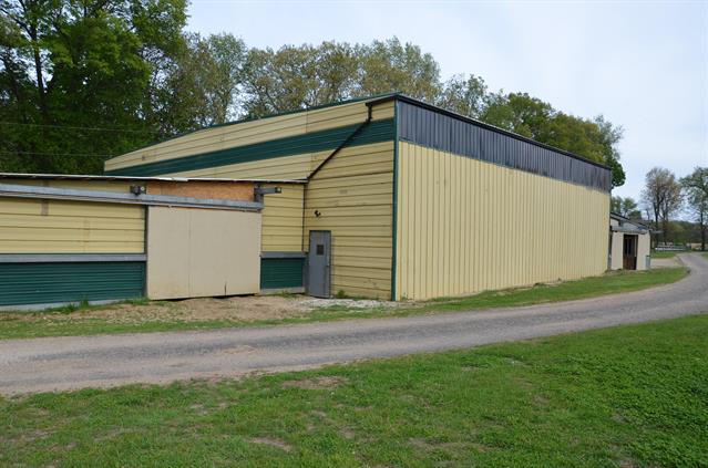 Builiding view thirty five for 11475 Gorsline, Battle Creek, MI. 49014