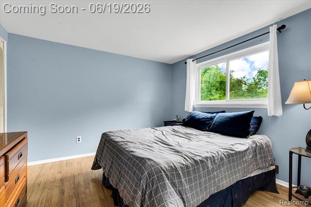 Builiding view fifteen for 665 Langley, Clawson, MI. 48017