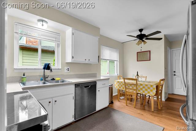 Builiding view seven for 665 Langley, Clawson, MI. 48017