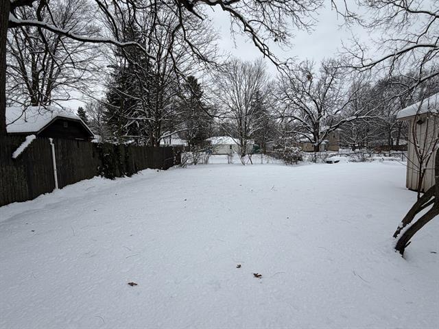 Builiding view five for 211 Western, Allegan, MI. 49010