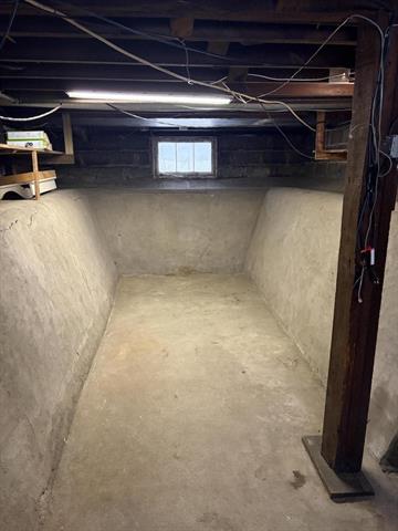 Builiding view forty four for 211 Western, Allegan, MI. 49010