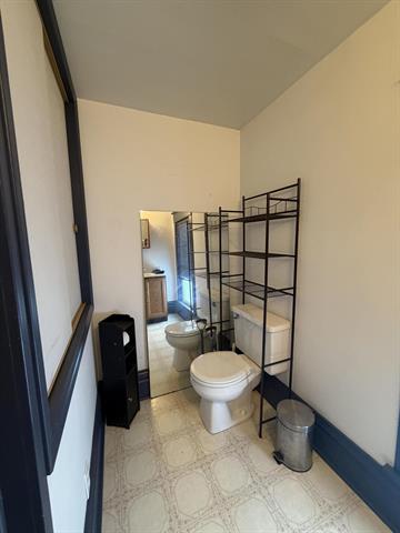 Builiding view forty two for 211 Western, Allegan, MI. 49010