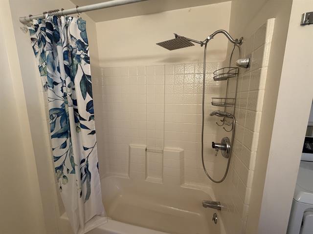 Builiding view nineteen for 211 Western, Allegan, MI. 49010