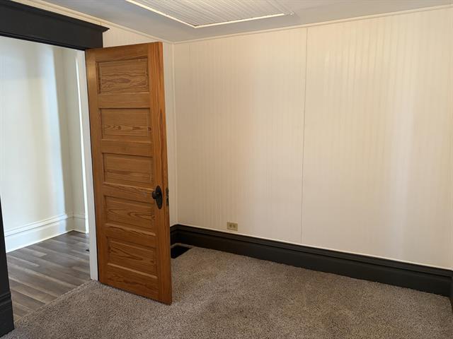 Builiding view thirty six for 211 Western, Allegan, MI. 49010